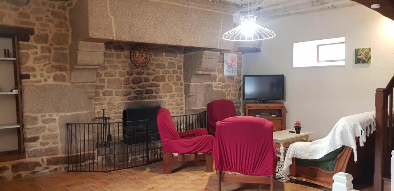 Vila La Campagne Bretonne Parigné Exteriér fotografie